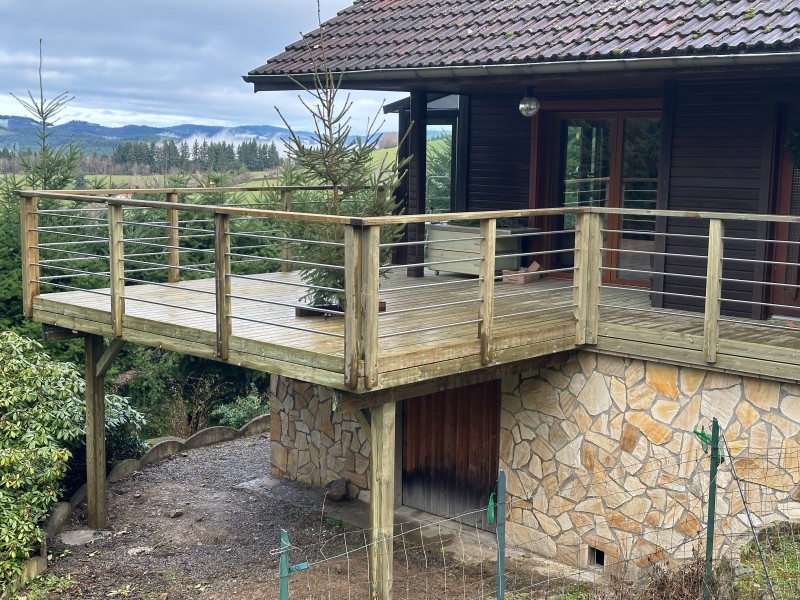 Installation de Terrasse en Bois à Tassin‑la‑Demi‑Lune – Terrasse Élévée et Esthétique