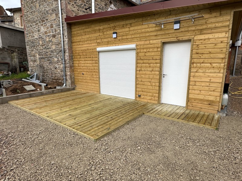 Terrasse en Bois à Lyon – Conception et Installation Professionnelle