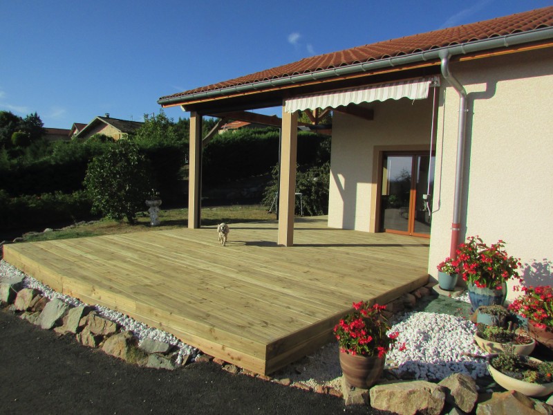 Terrasse bois à Ronno