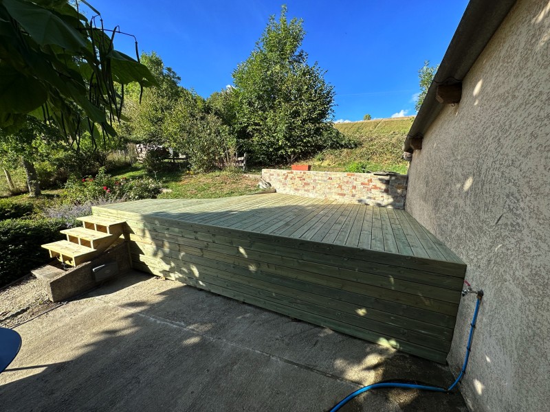 Terrasse en pin autoclave à Grandris