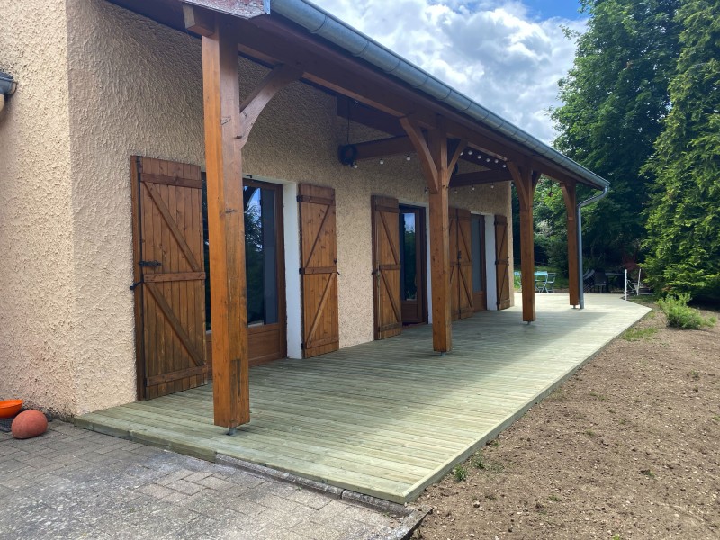 Terrasse bois en pin autoclave au Val D'Oingt