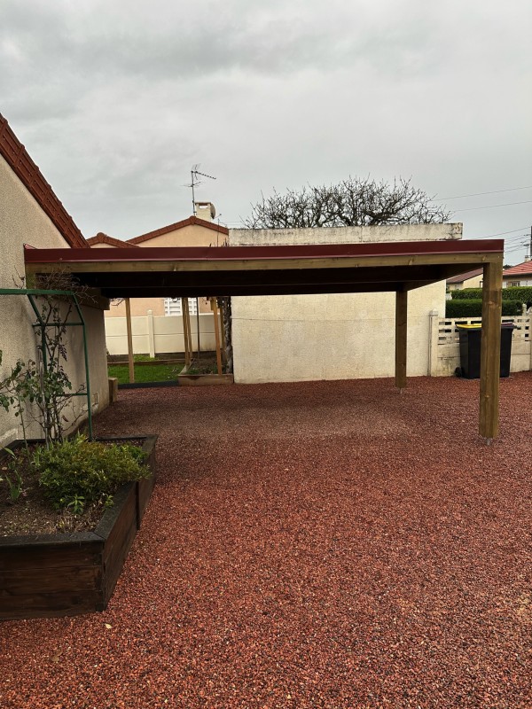 Carport adossé de 5 m de longueur à Roanne