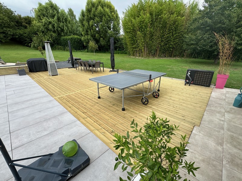 Installation de Terrasse en Bois à Les Pierres Dorées – Experts en Aménagement Extérieur