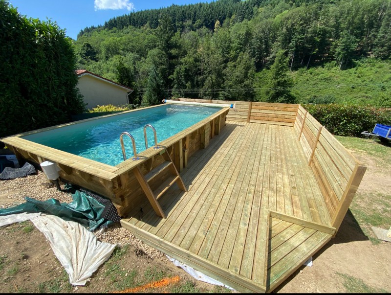 Piscine bois et terrasse bois à Tarare